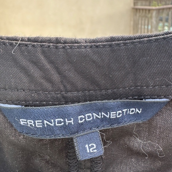 French Connection black dress with zipper front and pockets size 12 - Picture 4 of 7